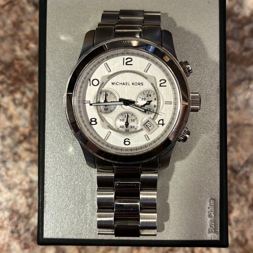 MICHAEL KORS WATCH‼️